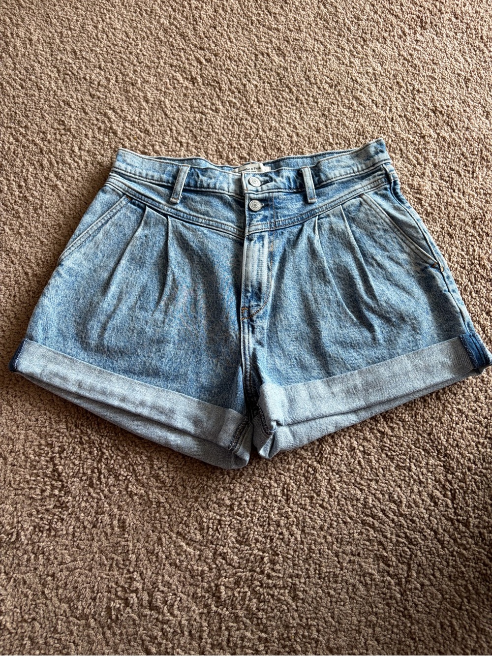 Abercrombie & Fitch Light Blue Pleated Denim Shorts
